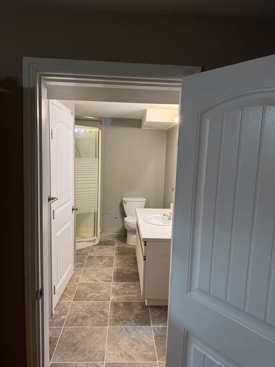 Professional bathroom painting services Edmonton